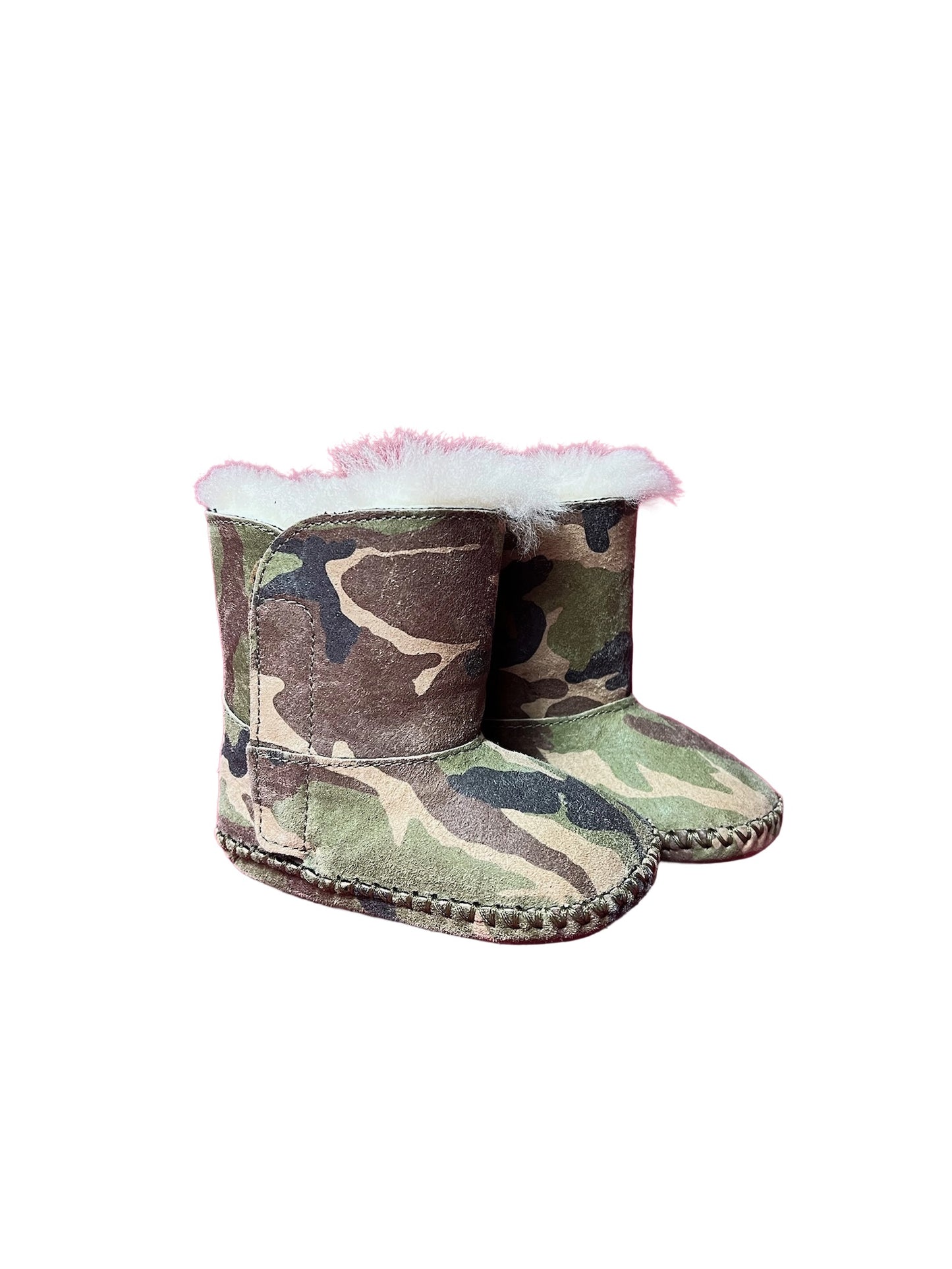 UGG AUSTRALIA PRELOVED CAMOUFLAGE BOOTS