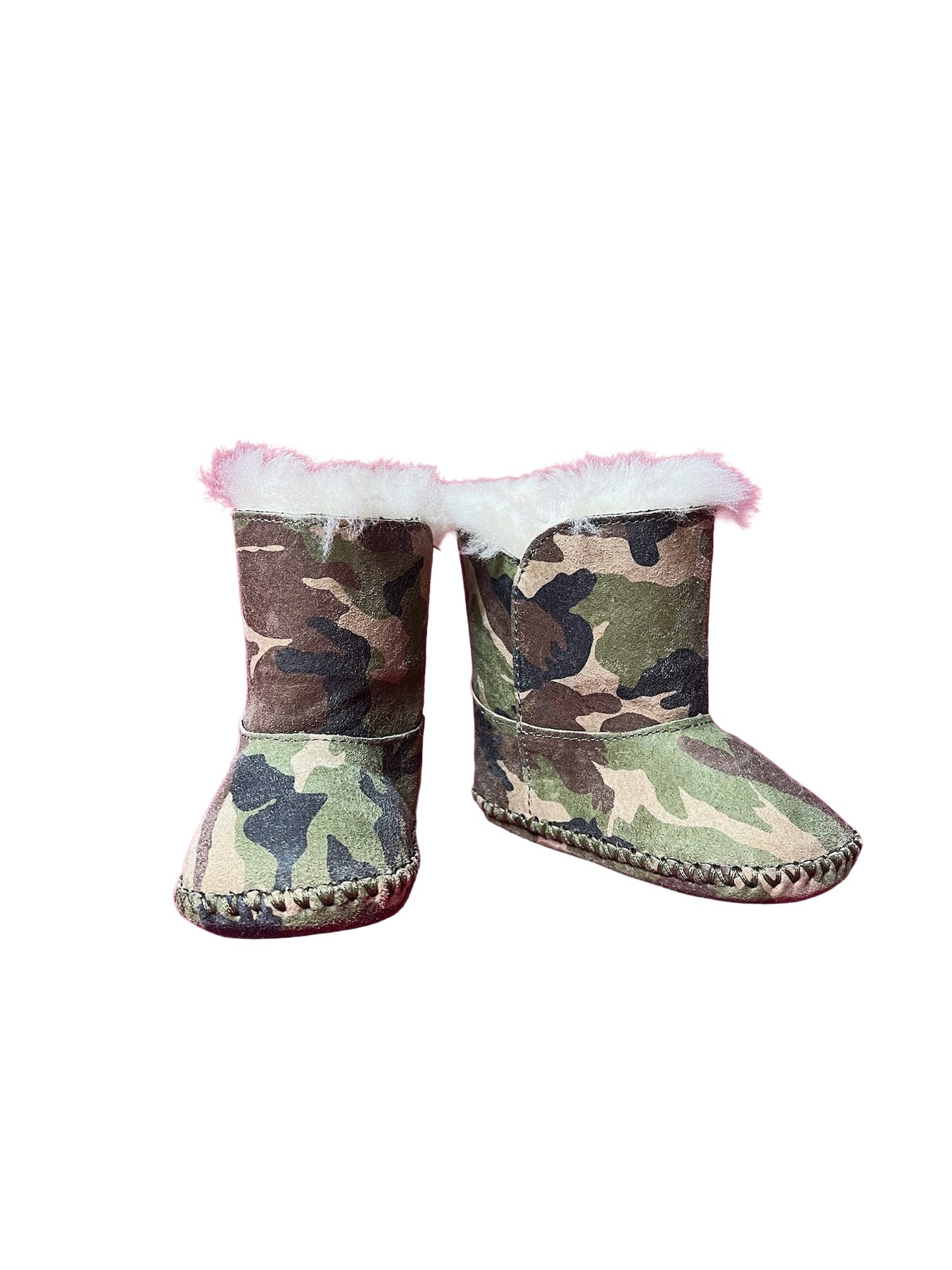 UGG AUSTRALIA PRELOVED CAMOUFLAGE BOOTS