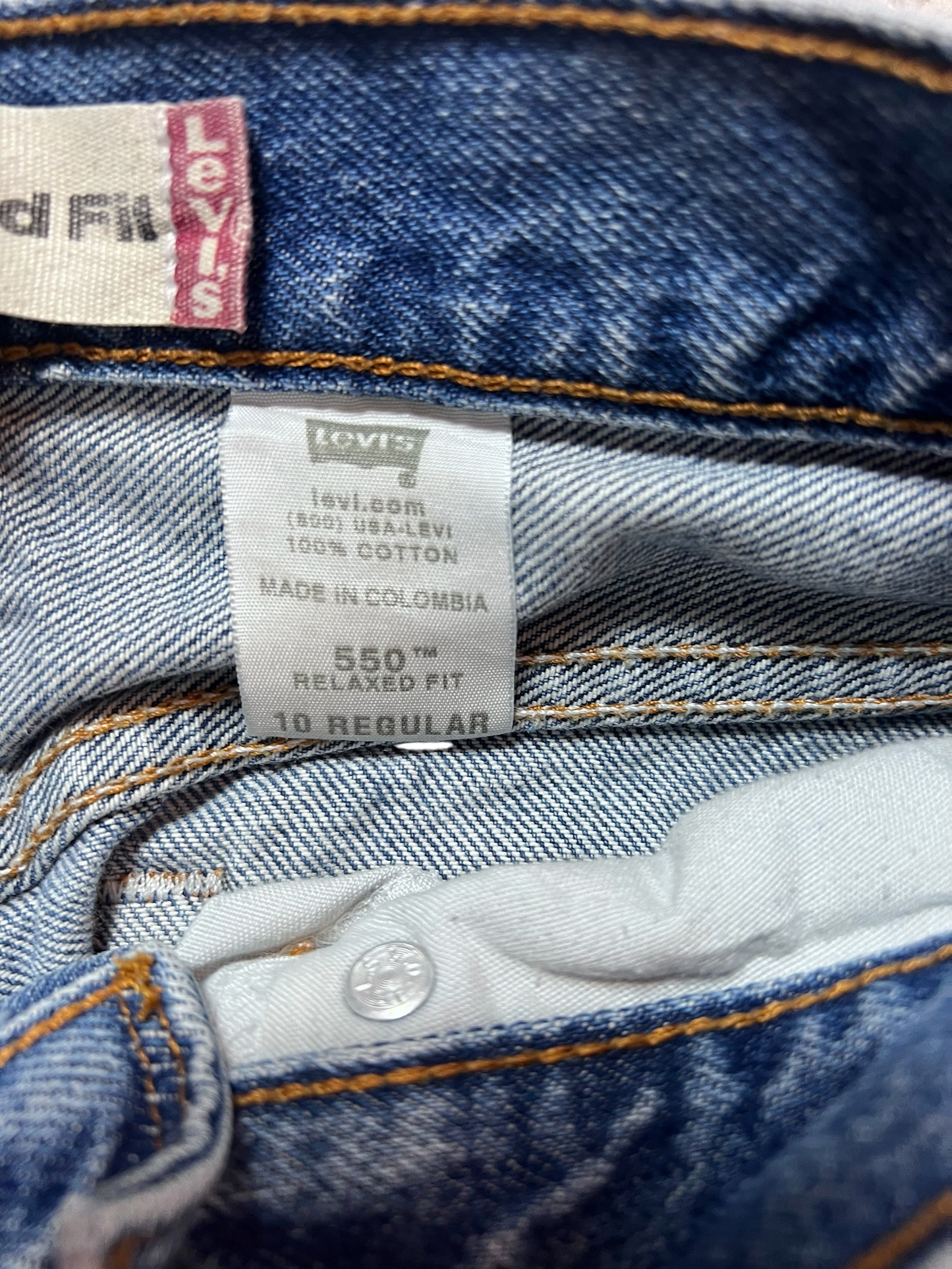 Vintage Levis’s 550 Relaxed fit hight waist 10 years